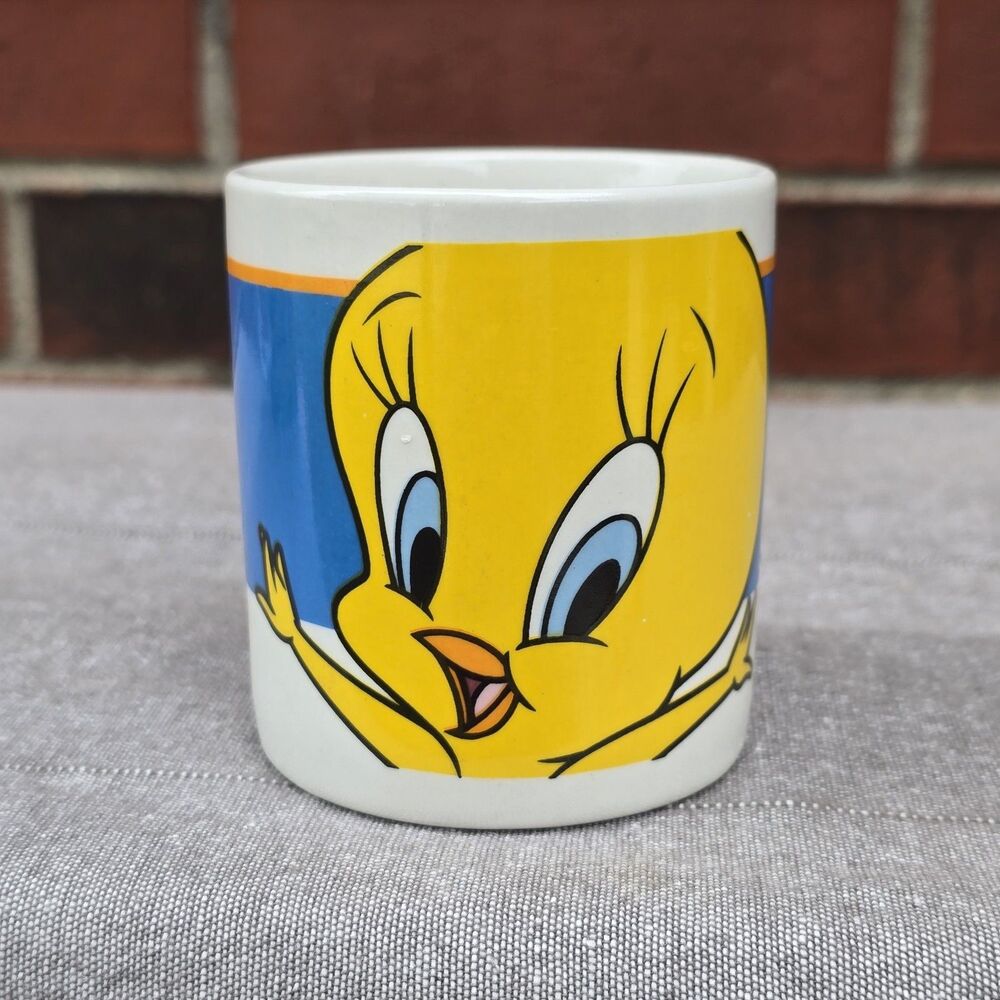 Vintage Small Coffee Mug Looney Tunes Warner Bros. Tweety Bird 2000 Gibson